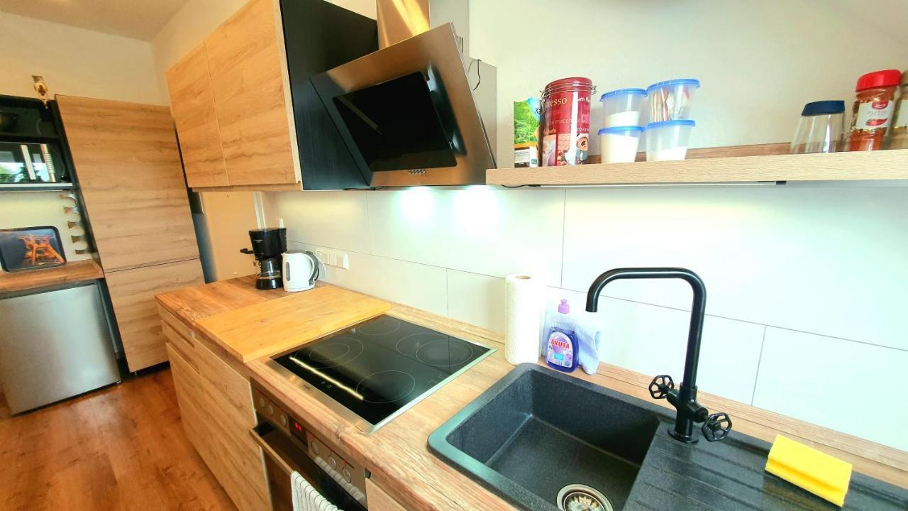 Frankes City Sleep Apartment, 6 Einzelbetten Velbert Exteriör bild