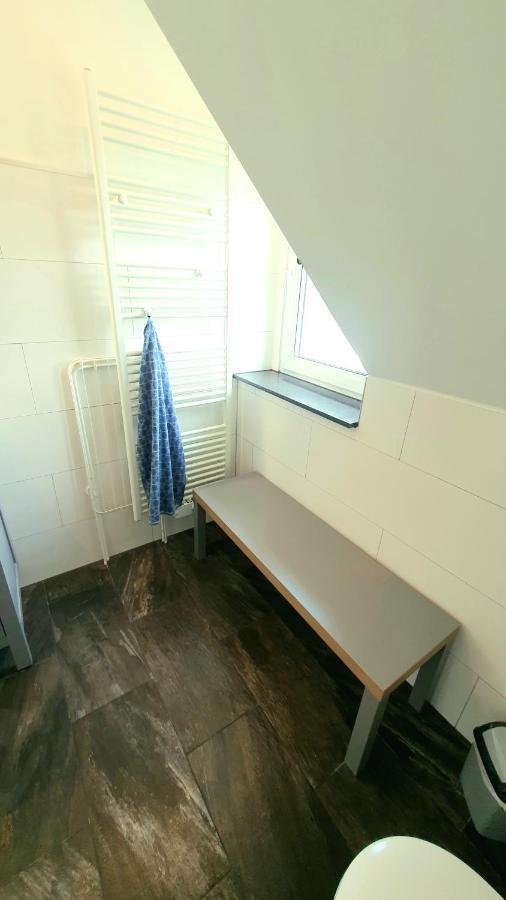 Frankes City Sleep Apartment, 6 Einzelbetten Velbert Exteriör bild